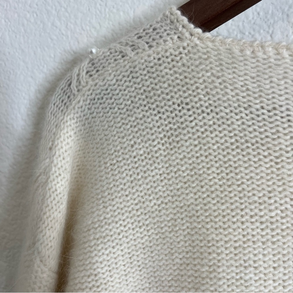 Vintage Cream with Pearl Detail Lambswool and Angora blend Sweater Large - Picture 6 of 8